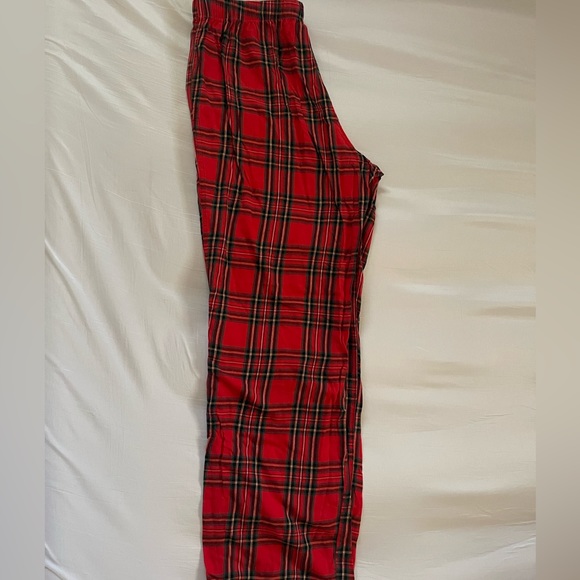 VS Pjs Set - Picture 7 of 8